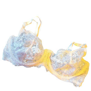 Sz 38C VICTORIA'S SECRET White Lace Nylon Y2K Balconnete Bra